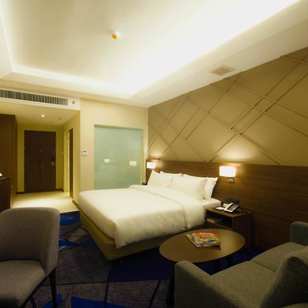 Luxent Hotel Quezon City Zewnętrze zdjęcie