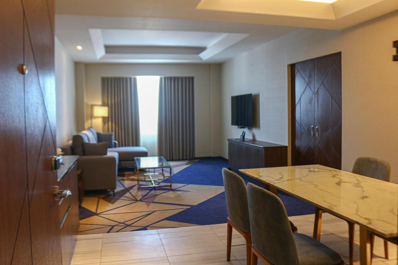 Luxent Hotel Quezon City Zewnętrze zdjęcie