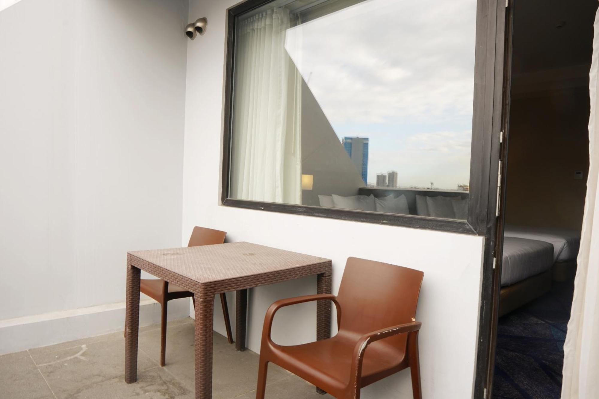 Luxent Hotel Quezon City Zewnętrze zdjęcie