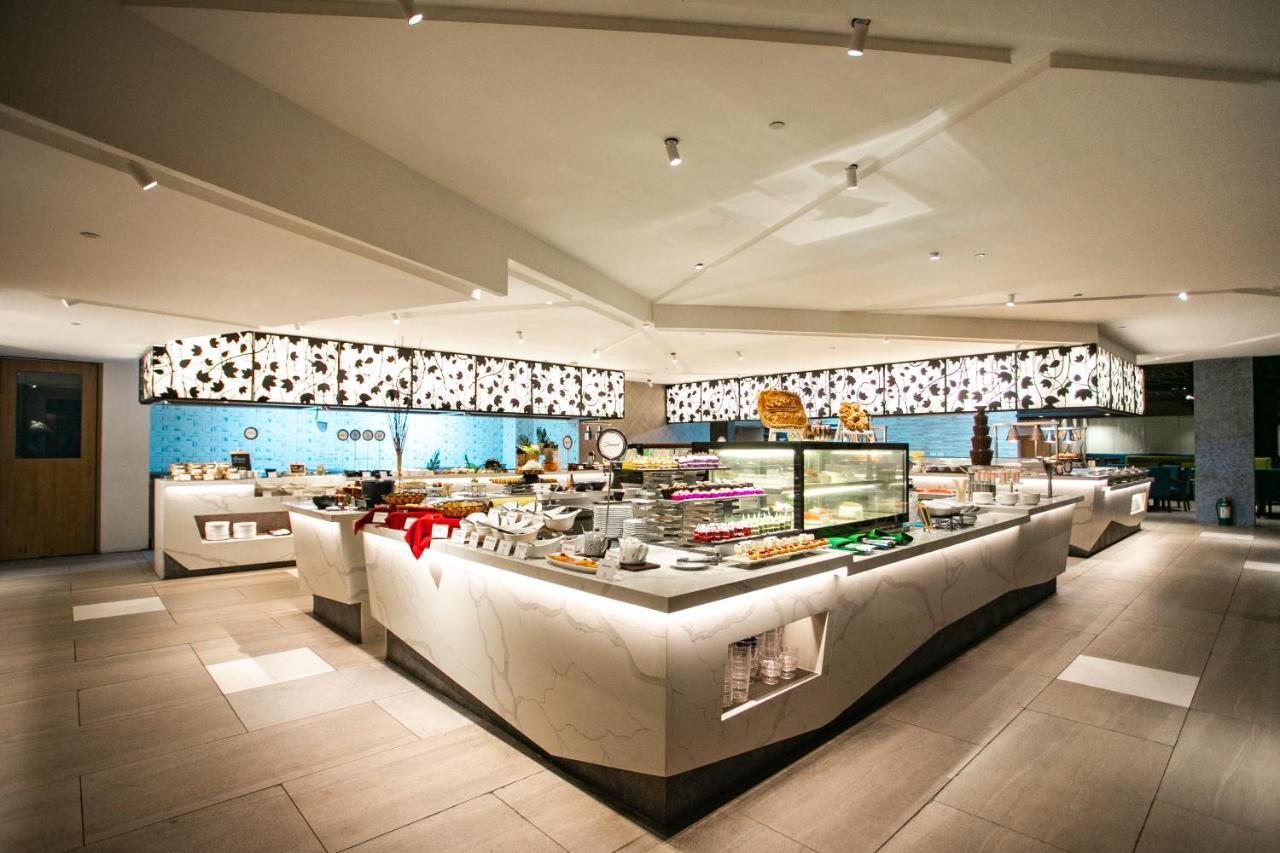 Luxent Hotel Quezon City Zewnętrze zdjęcie