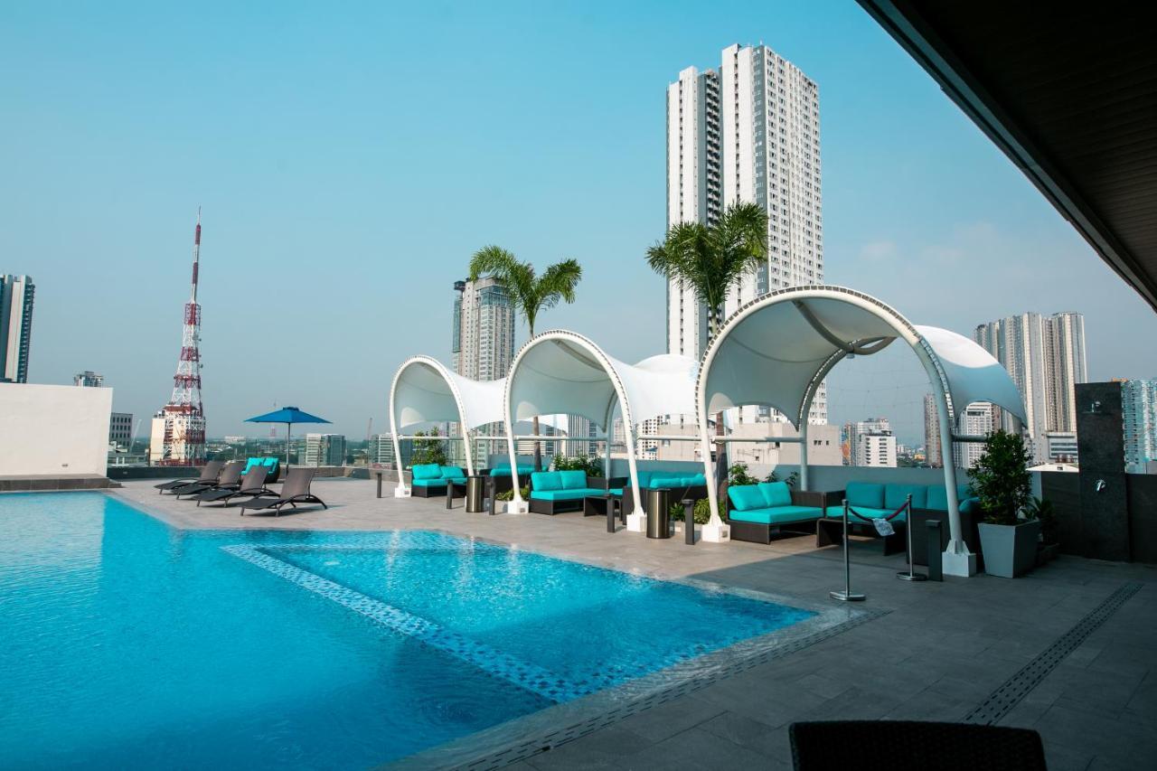 Luxent Hotel Quezon City Zewnętrze zdjęcie